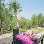 بيت للعطل Linara By Interhome *